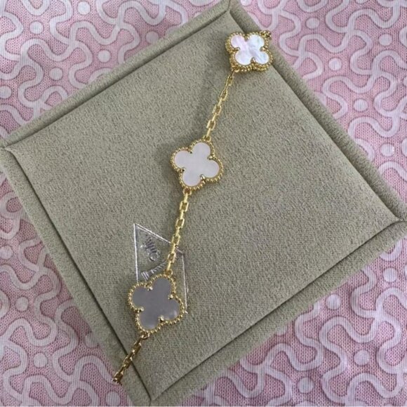 VCA Vintage Alhambra 10 Motifs White Mother of Pearl 18kt Yellow Gold - Picture 7 of 8